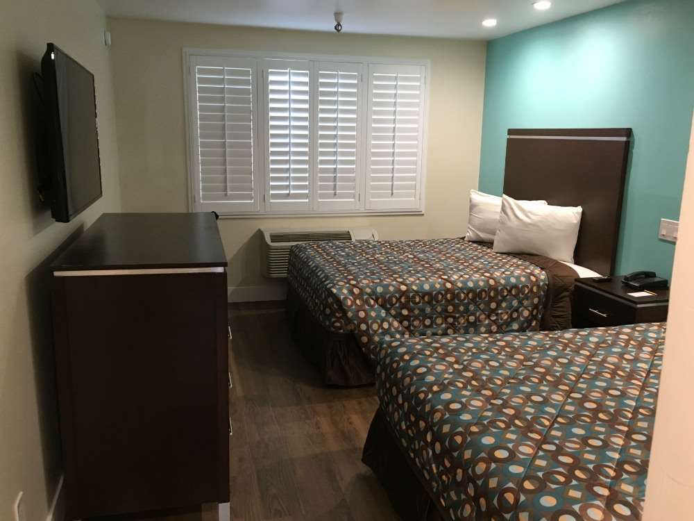 Vagabond Inn Executive - Bakersfield Downtowner Szoba fotó