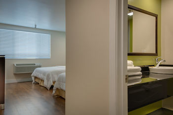 Vagabond Inn Executive - Bakersfield Downtowner Kültér fotó